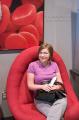 _IGP5129-amanda-in-red-blood-cell-chair